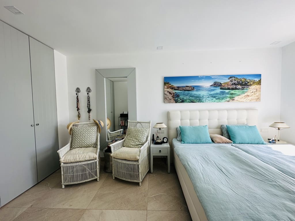 3 slaapkamer Huis te koop in Portocolom met zwembad - € 1.350.000 (Ref: 7956949)