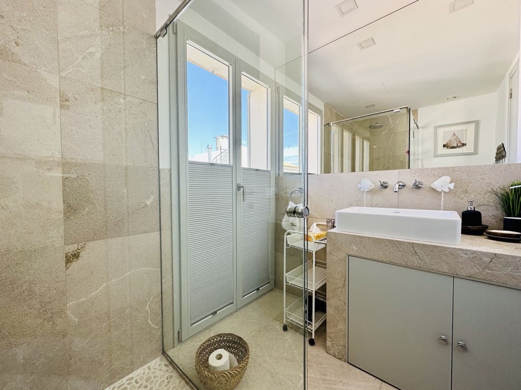 3 slaapkamer Huis te koop in Portocolom met zwembad - € 1.350.000 (Ref: 7956949)