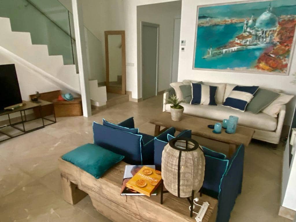 3 slaapkamer Huis te koop in Portocolom met zwembad - € 1.350.000 (Ref: 7956949)