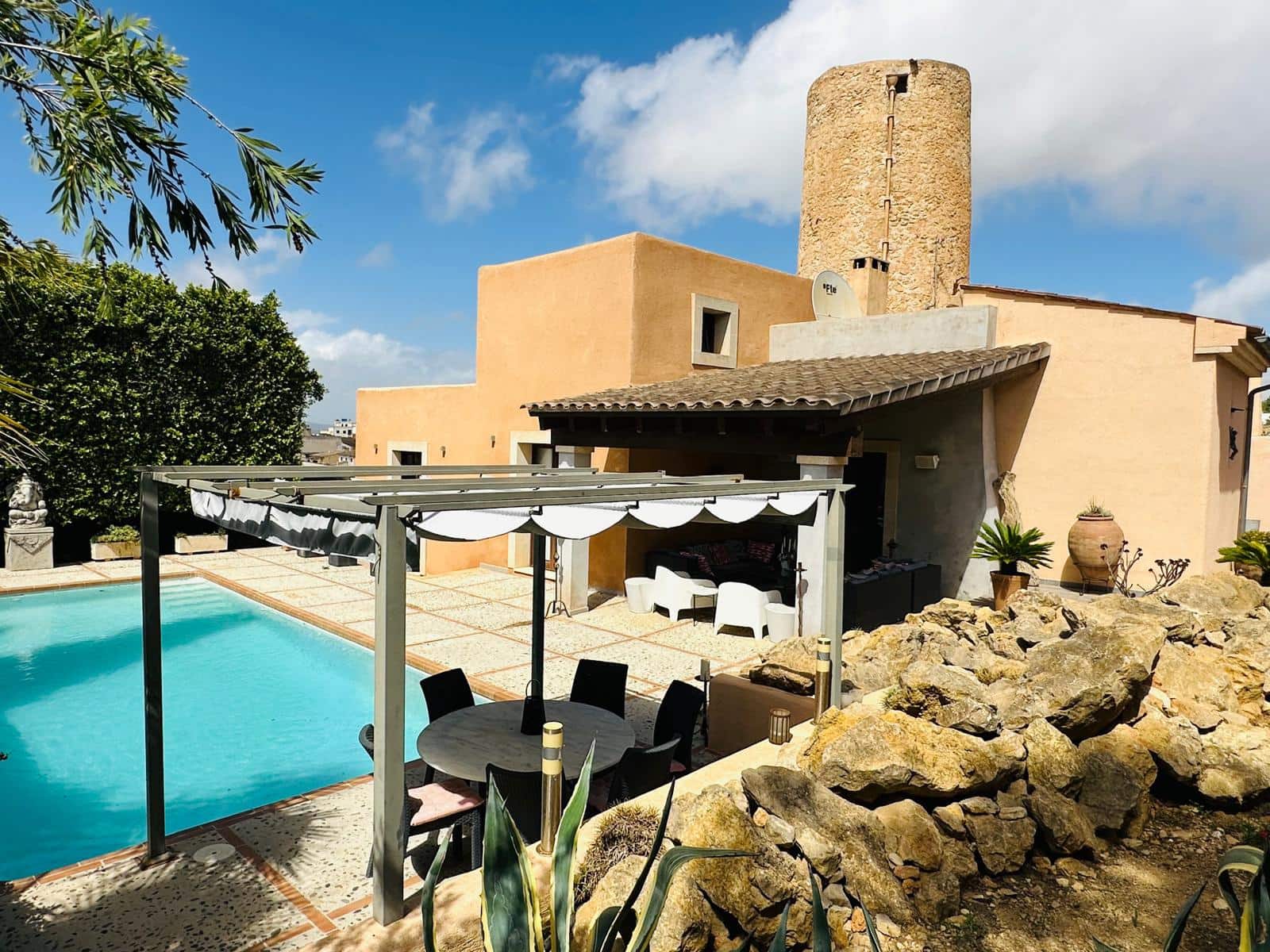 5 soverom Finca/Herregård til salgs i Felanitx med svømmebasseng - € 2 300 000 (Ref: 7985188)