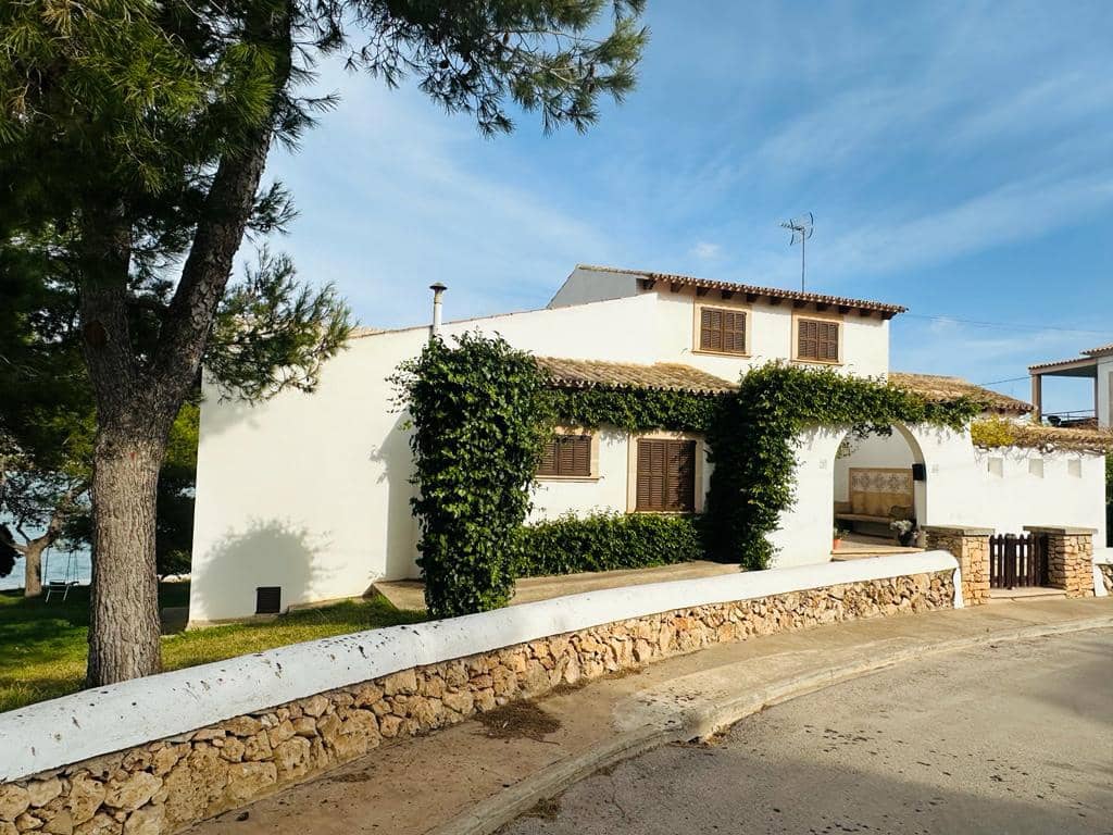 Moradia para venda em Portocolom com garagem - 3 600 000 € (Ref: 8045910)