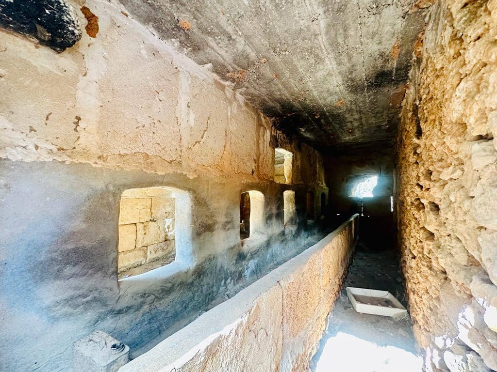 7 slaapkamer Finca/Landhuis te koop in Sa Rapita / La Rapita met garage - € 450.000 (Ref: 8049014)