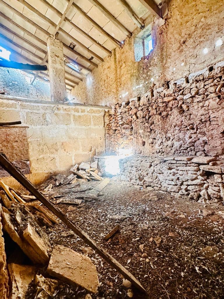 7 slaapkamer Finca/Landhuis te koop in Sa Rapita / La Rapita met garage - € 450.000 (Ref: 8049014)