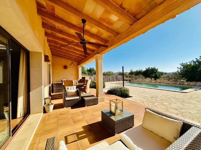 4 chambre Finca/Maison de Campagne à vendre à Cas Concos, Felanitx avec piscine - 1 700 000 € (Ref: 8099851)