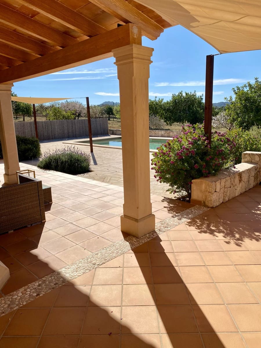 4 slaapkamer Finca/Landhuis te koop in Cas Concos met zwembad - € 1.700.000 (Ref: 8099851)