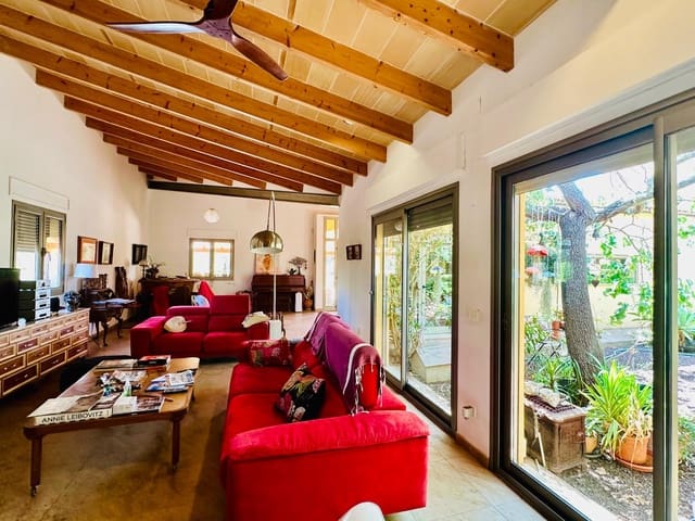 3 slaapkamer Finca/Landhuis te koop in Ses Salines met zwembad garage - € 2.150.000 (Ref: 8395627)