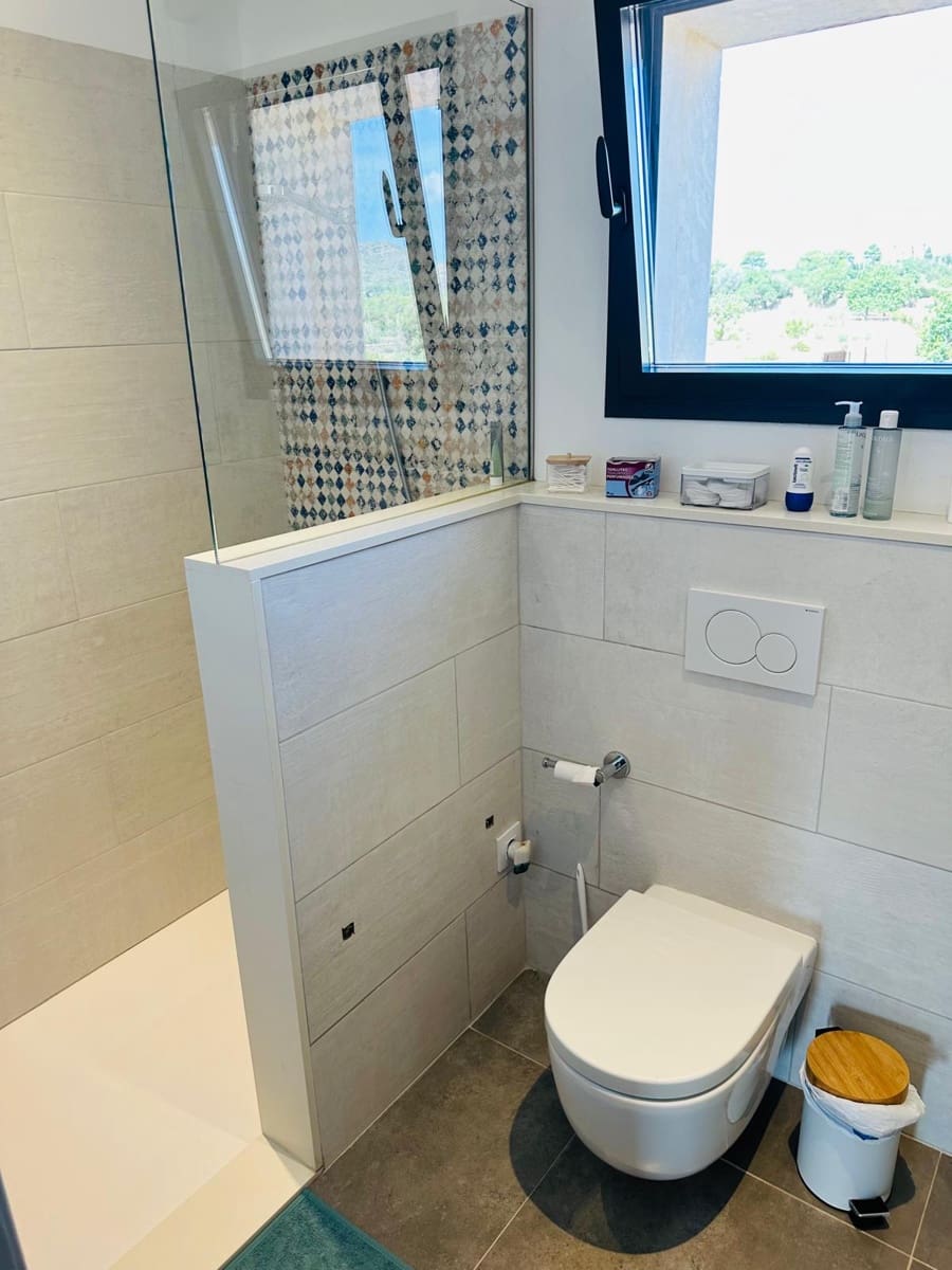 5 soveværelse Finca/Landehus til salg i Espinagar med swimmingpool garage - € 3.150.000 (Ref: 8499073)