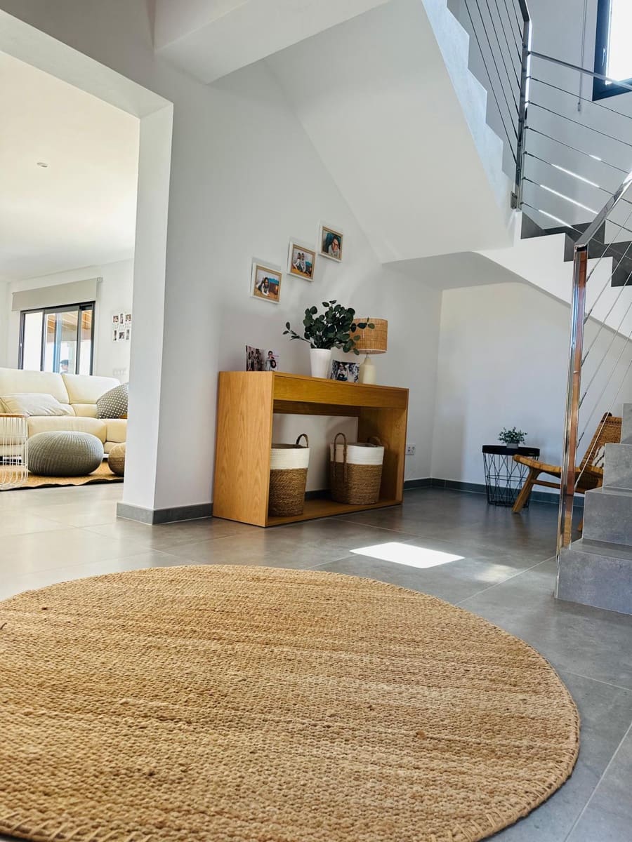 5 soveværelse Finca/Landehus til salg i Espinagar med swimmingpool garage - € 3.150.000 (Ref: 8499073)