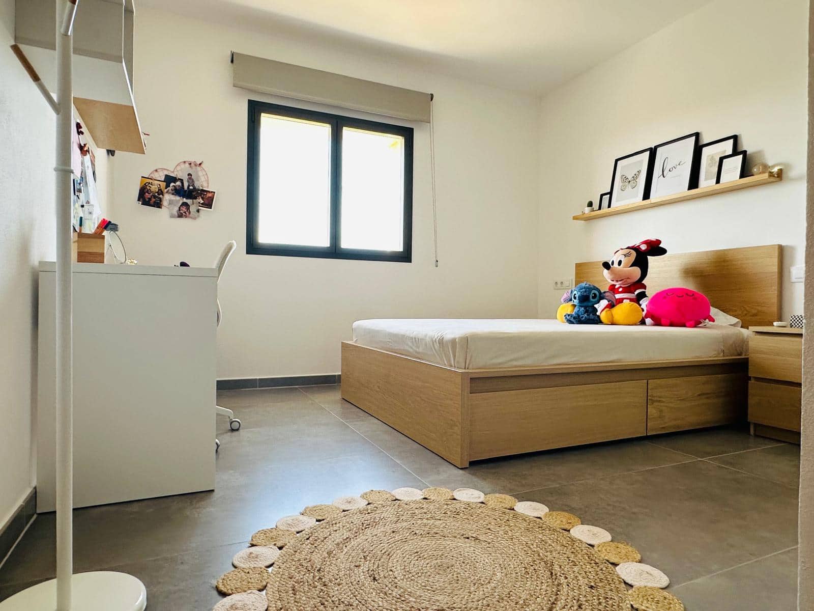 5 soveværelse Finca/Landehus til salg i Espinagar med swimmingpool garage - € 3.150.000 (Ref: 8499073)