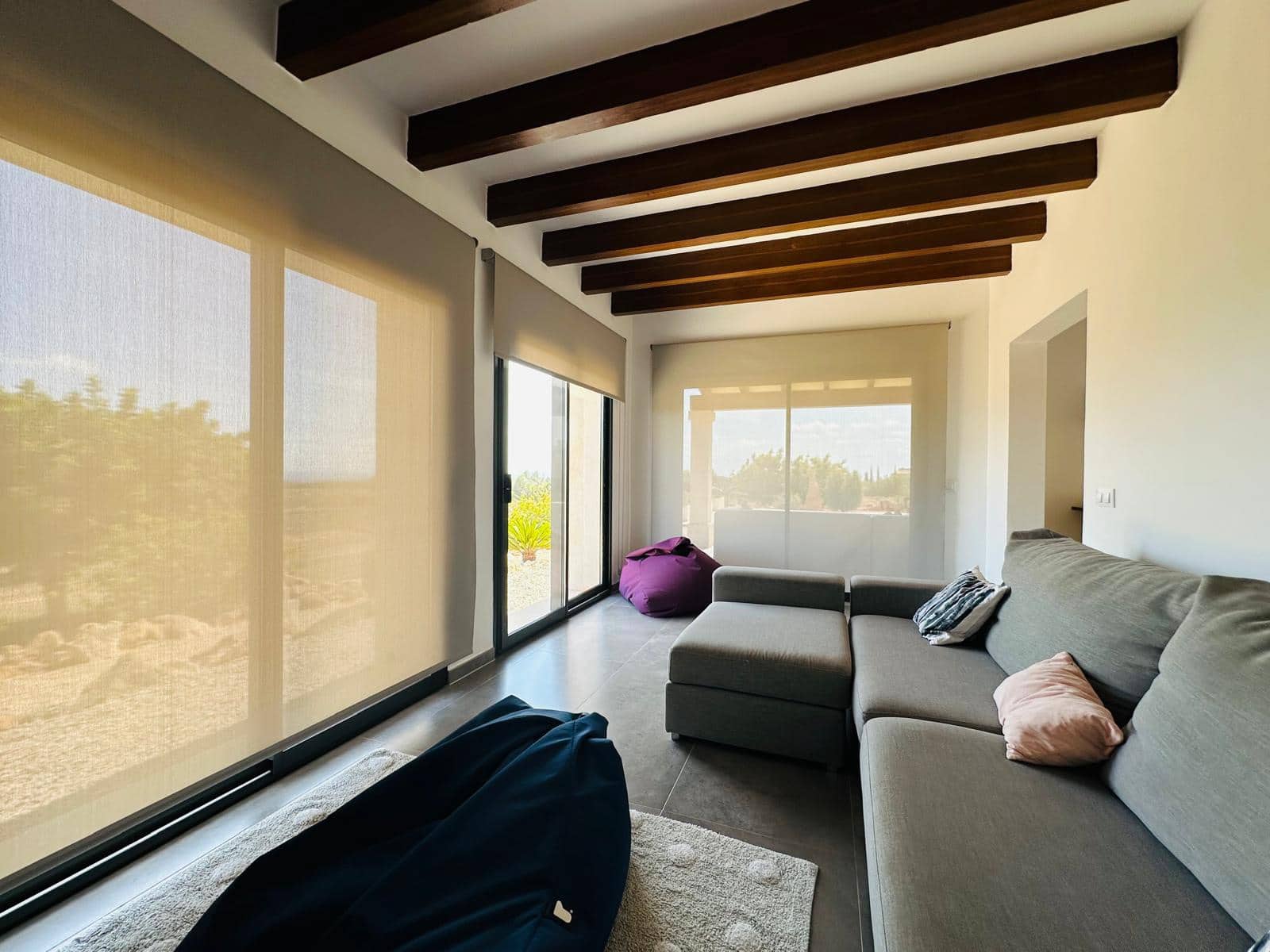 5 soveværelse Finca/Landehus til salg i Espinagar med swimmingpool garage - € 3.150.000 (Ref: 8499073)