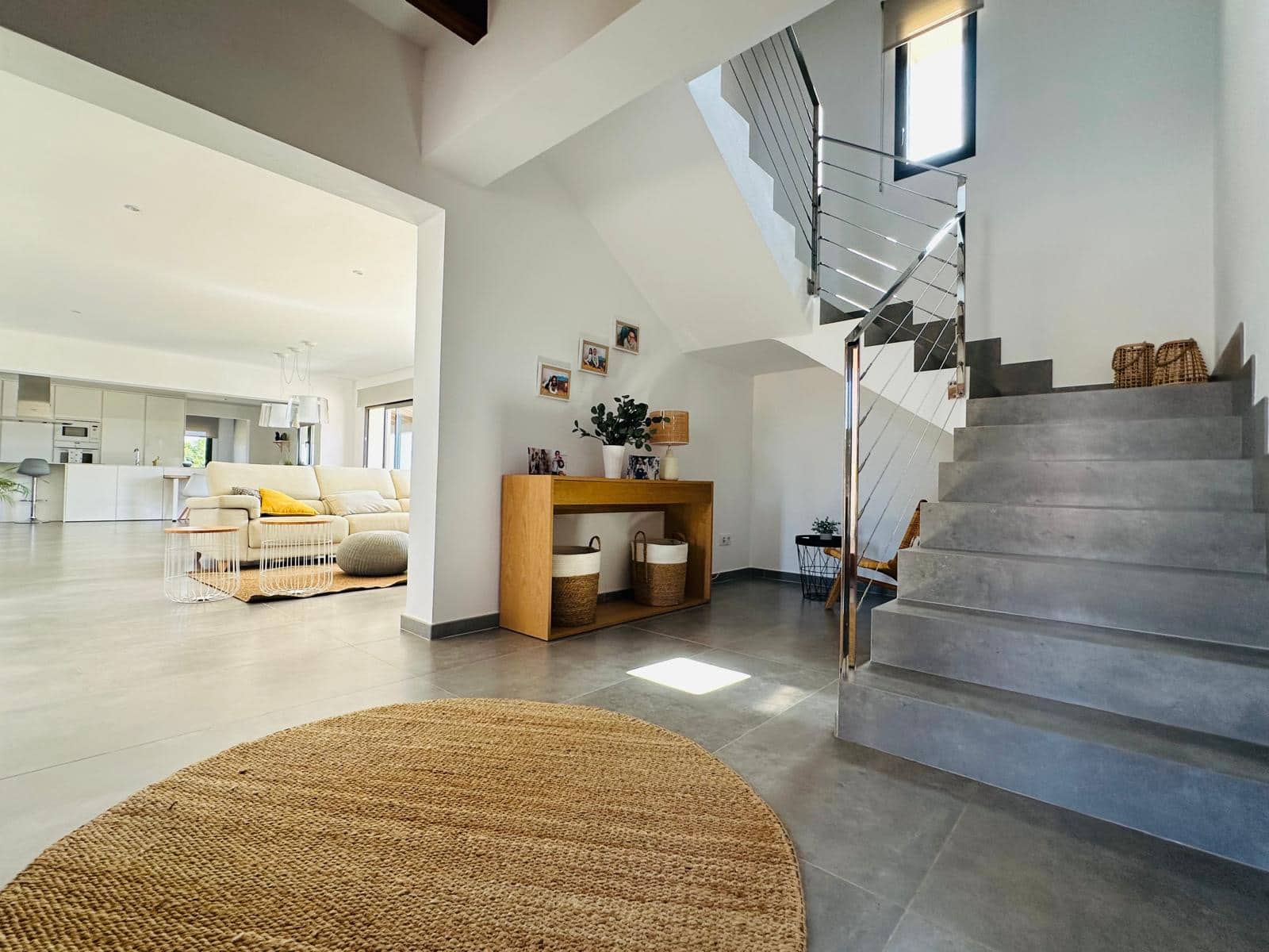 5 soveværelse Finca/Landehus til salg i Espinagar med swimmingpool garage - € 3.150.000 (Ref: 8499073)