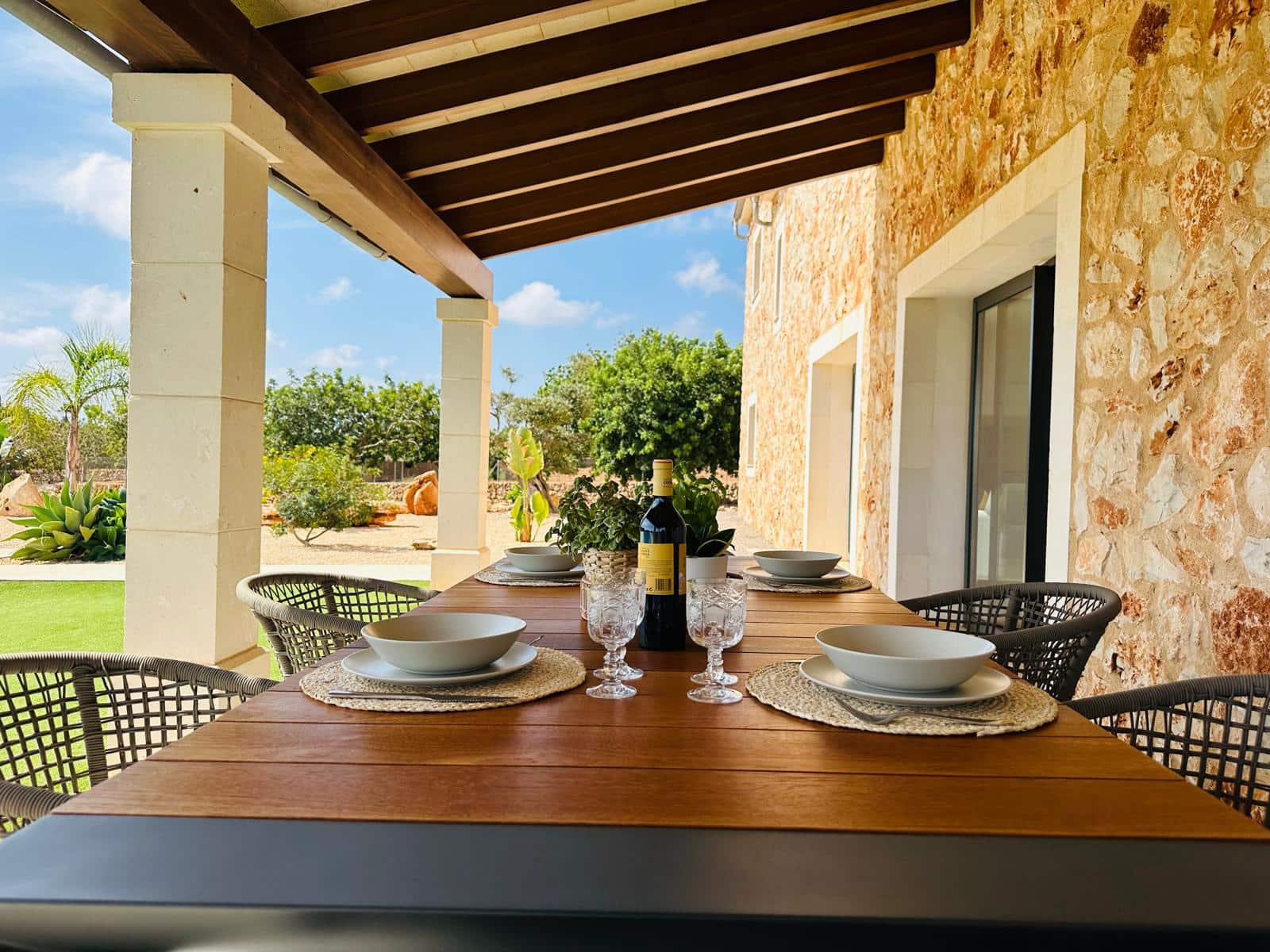 5 soveværelse Finca/Landehus til salg i Espinagar med swimmingpool garage - € 3.150.000 (Ref: 8499073)