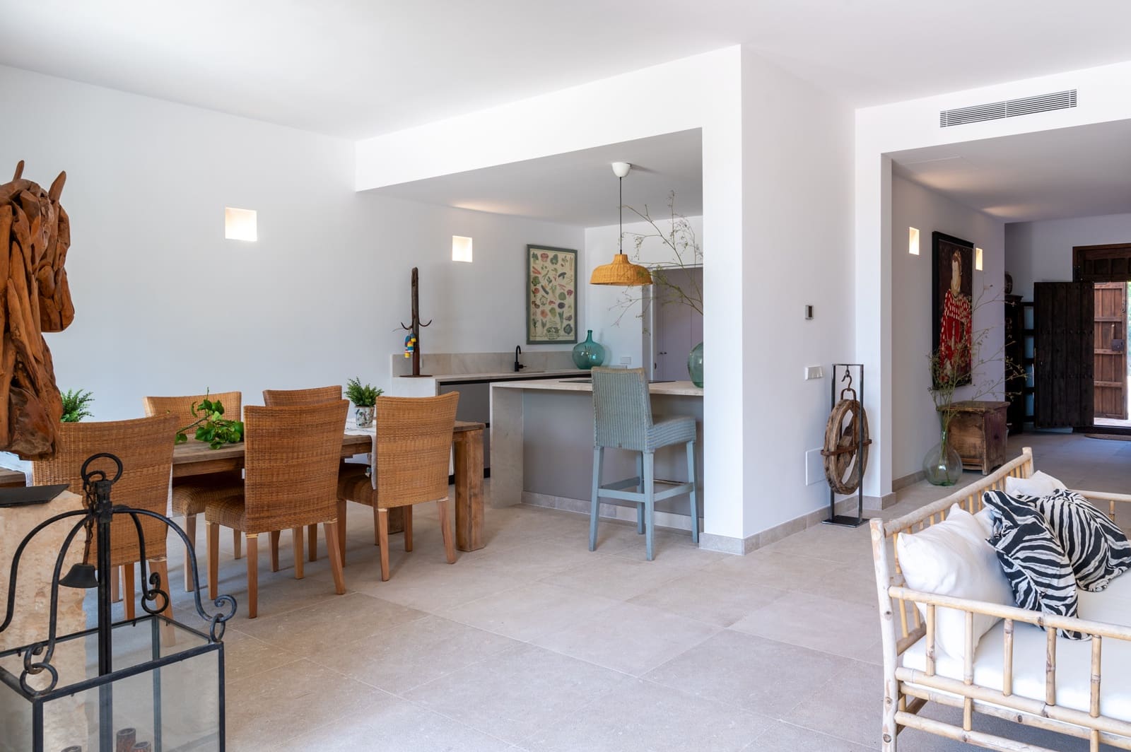 4 Zimmer Villa zu verkaufen in Ses Salines mit Pool Garage - 1.600.000 € (Ref: 8609264)