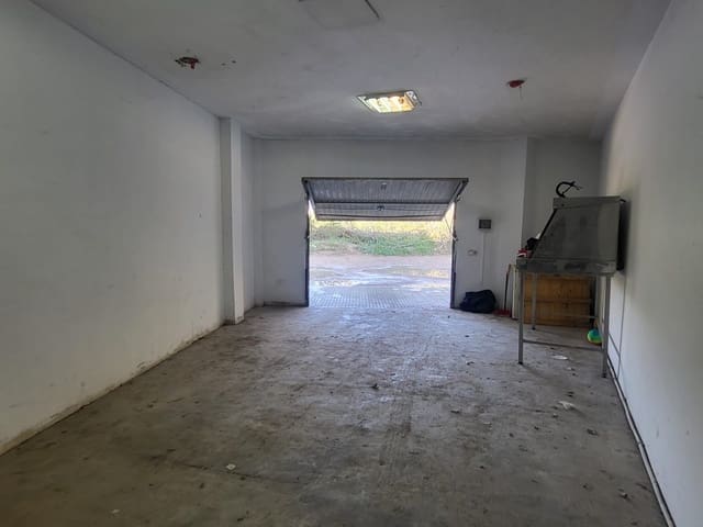 Commercieel te koop in Felanitx met garage - € 135.000 (Ref: 8627743)