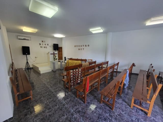 Commercieel te koop in Felanitx met garage - € 135.000 (Ref: 8627743)