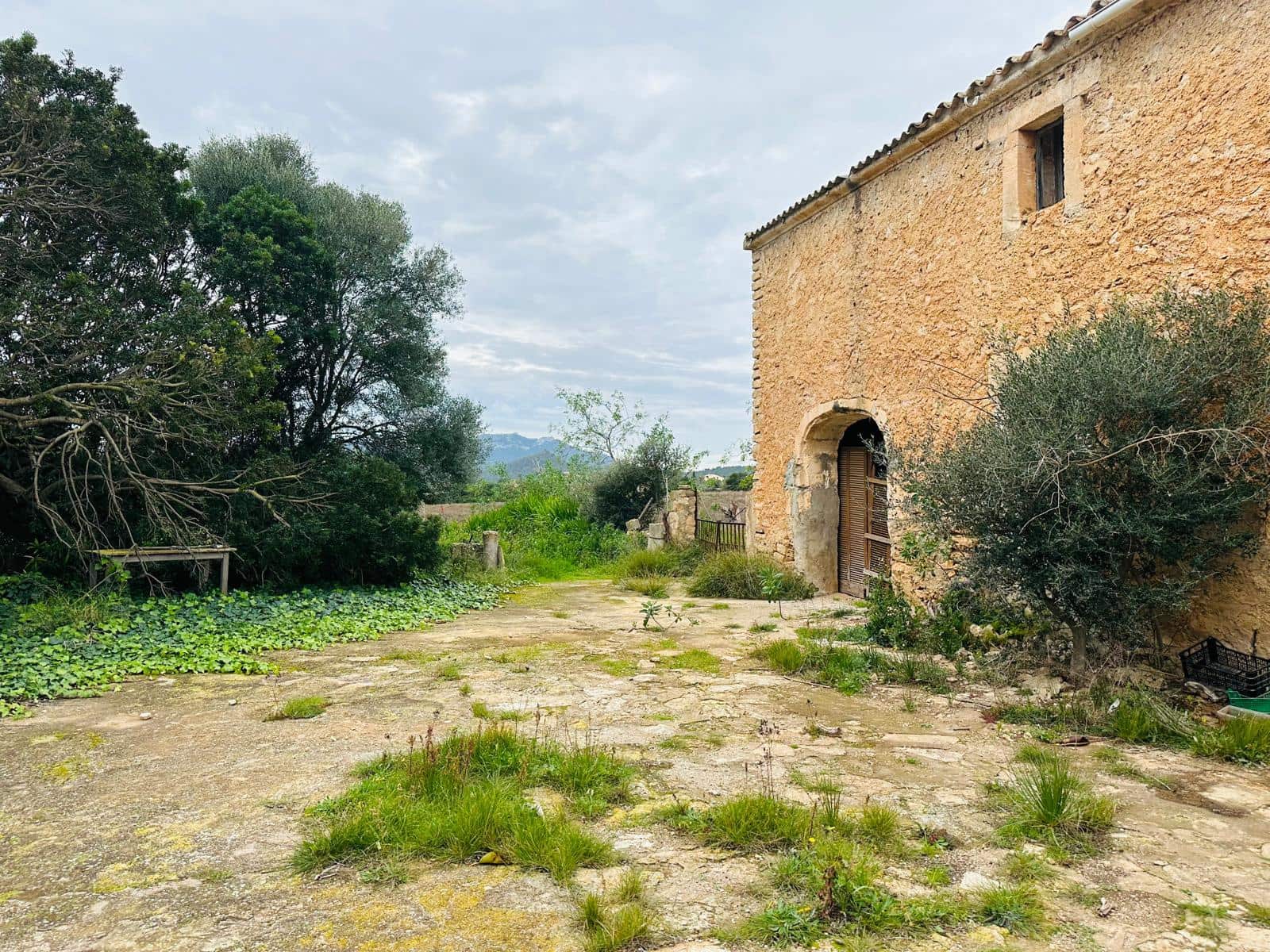 4 soveværelse Finca/Landehus til salg i Espinagar med garage - € 1.100.000 (Ref: 8826153)