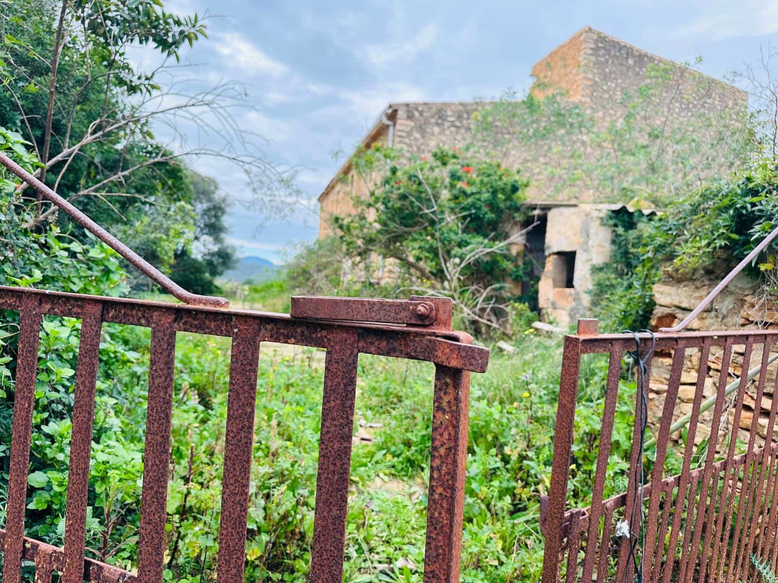 4 soveværelse Finca/Landehus til salg i Espinagar med garage - € 1.100.000 (Ref: 8826153)