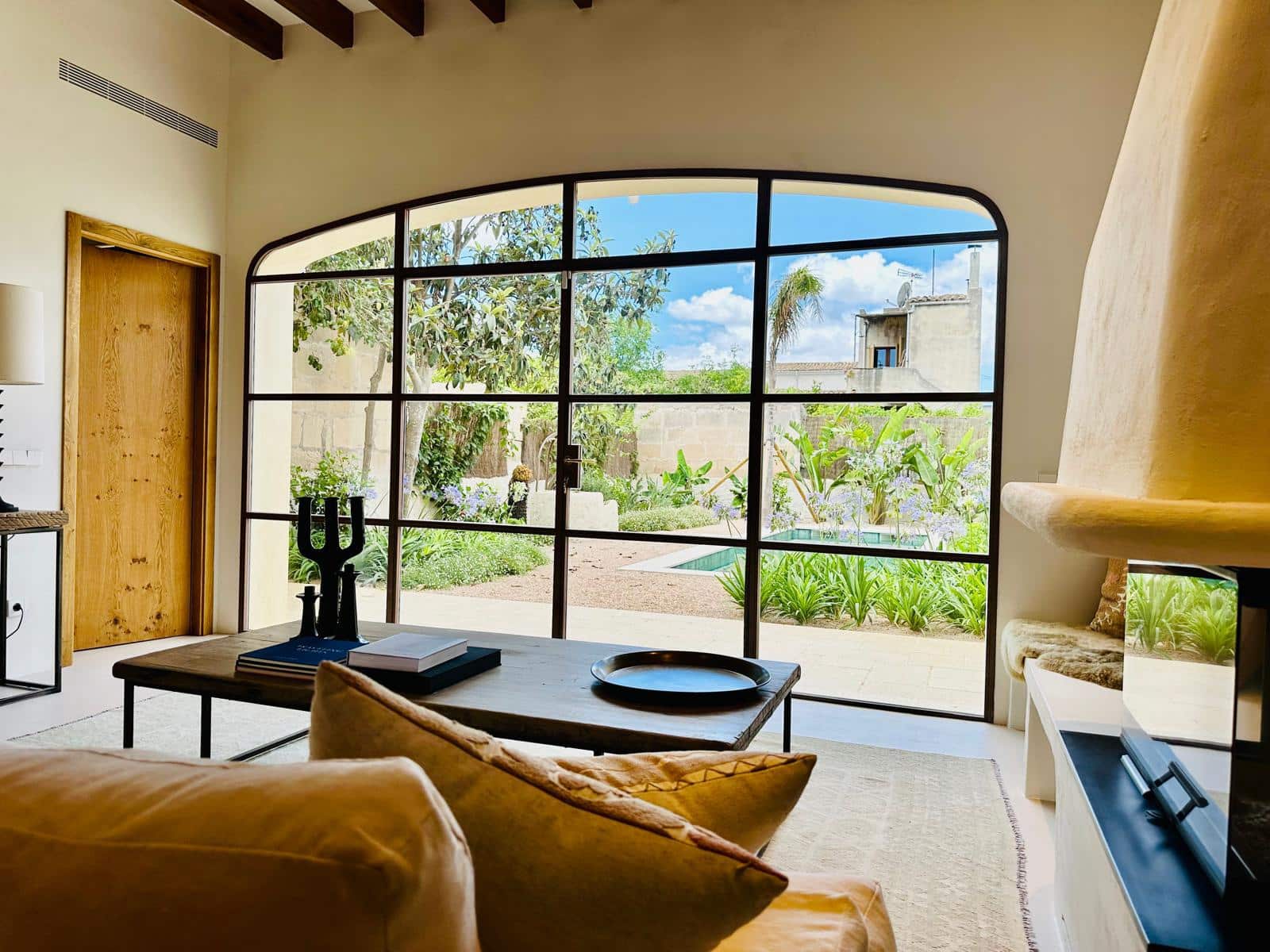 3 bedroom Townhouse for sale in Felanitx with pool - € 1,580,000 (Ref: 8935854)