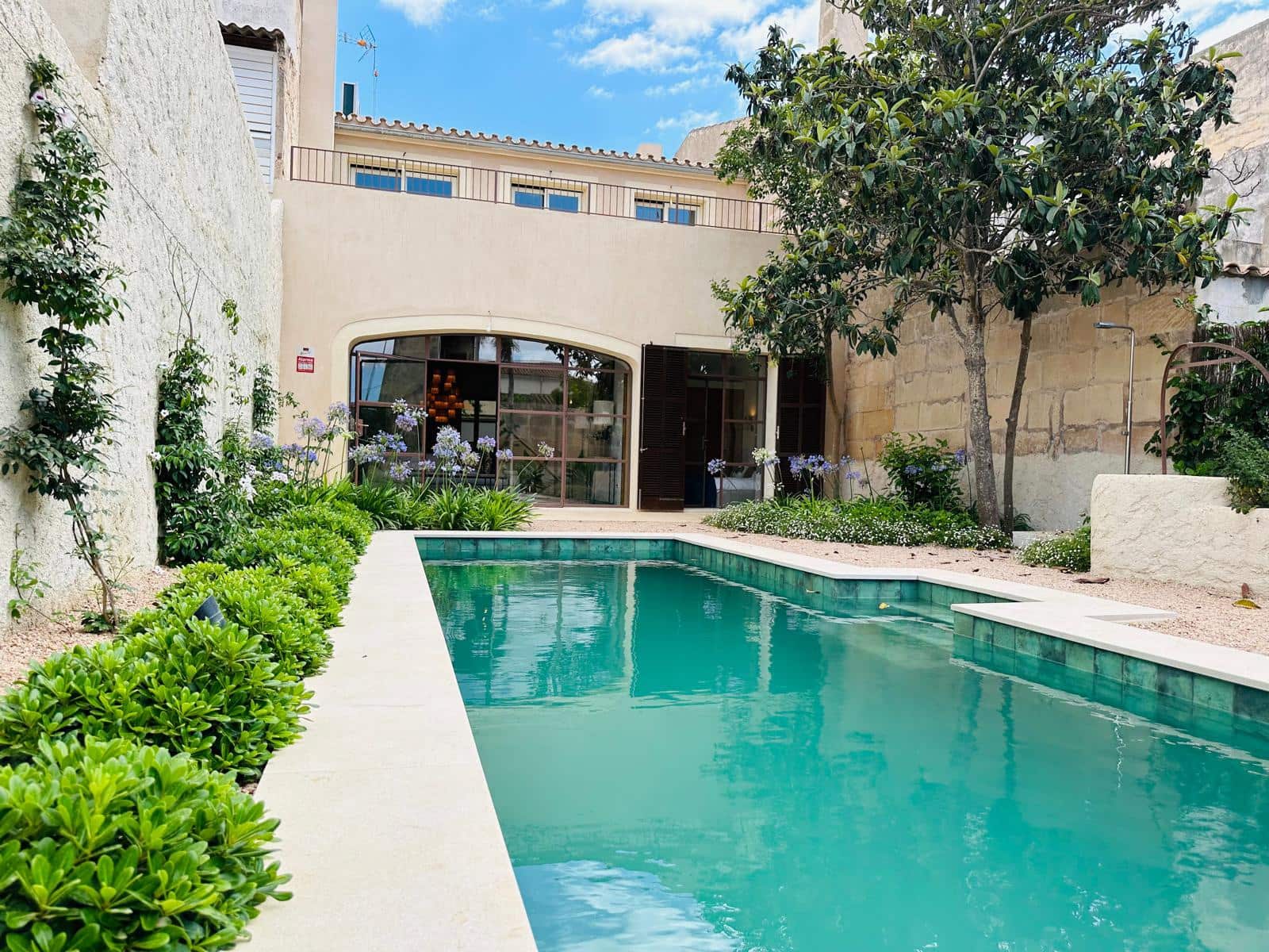 3 bedroom Townhouse for sale in Felanitx with pool - € 1,580,000 (Ref: 8935854)