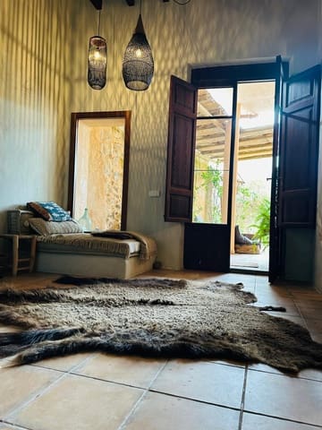 6 soveværelse Byhus til salg i Sant Joan - € 750.000 (Ref: 8953293)