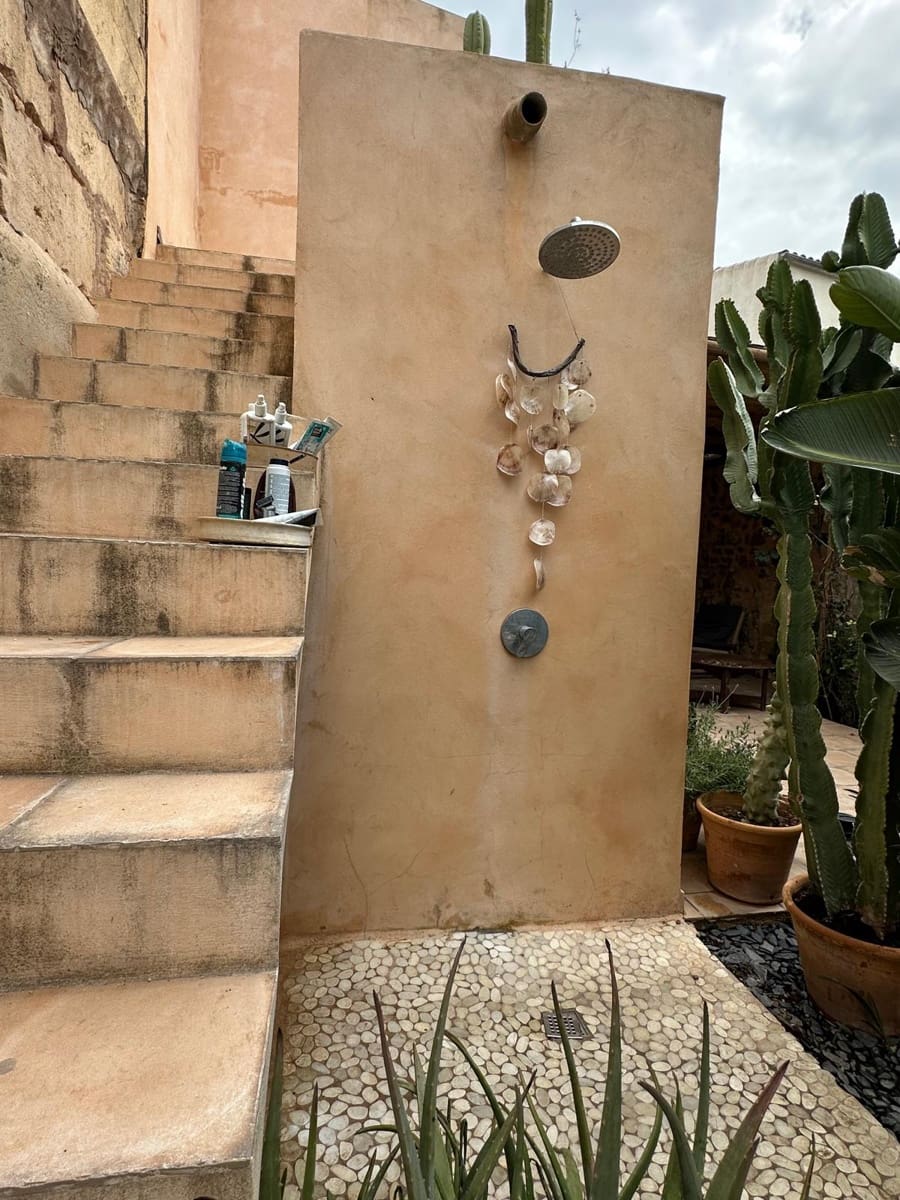 6 soveværelse Byhus til salg i Sant Joan - € 750.000 (Ref: 8953293)