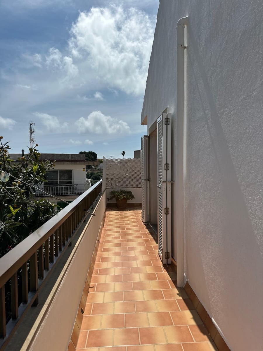 5 soveværelse Semi-Rækkehus til salg i Portocolom med swimmingpool garage - € 895.000 (Ref: 8953403)