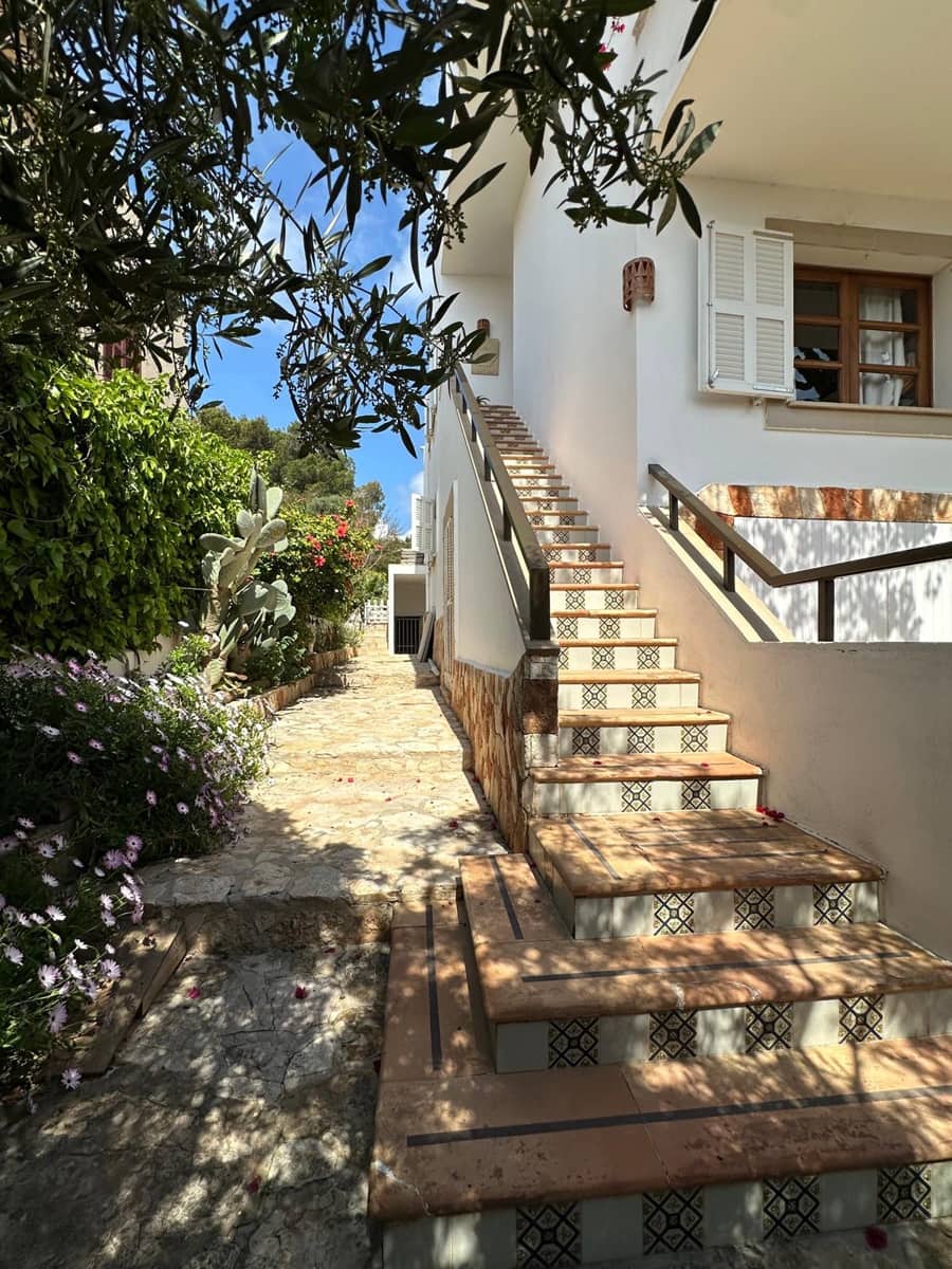 5 soveværelse Semi-Rækkehus til salg i Portocolom med swimmingpool garage - € 895.000 (Ref: 8953403)