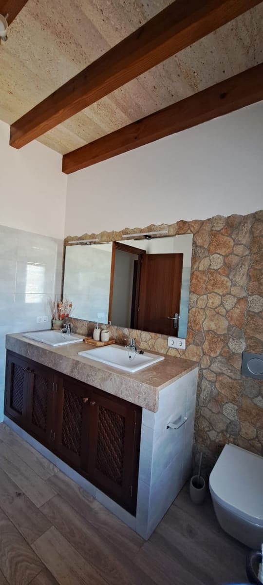 5 bedroom Finca/Country House for rent in Campos with pool garage - € 4,300 (Ref: 8986552)