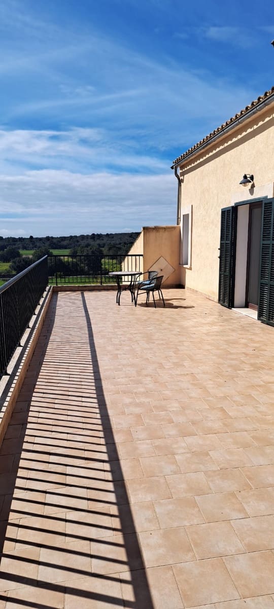 5 bedroom Finca/Country House for rent in Campos with pool garage - € 4,300 (Ref: 8986552)