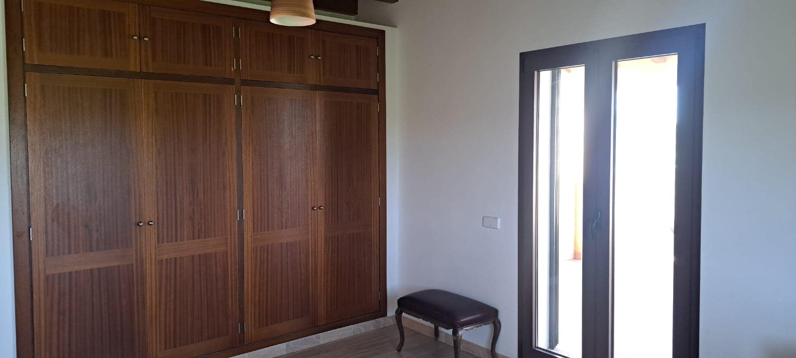 5 bedroom Finca/Country House for rent in Campos with pool garage - € 4,300 (Ref: 8986552)