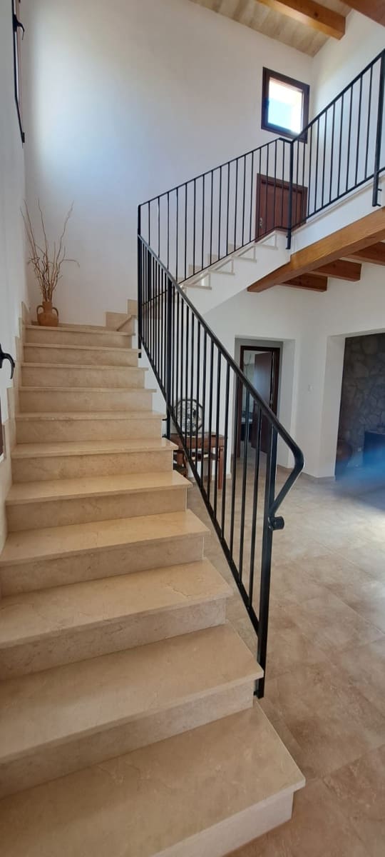 5 bedroom Finca/Country House for rent in Campos with pool garage - € 4,300 (Ref: 8986552)