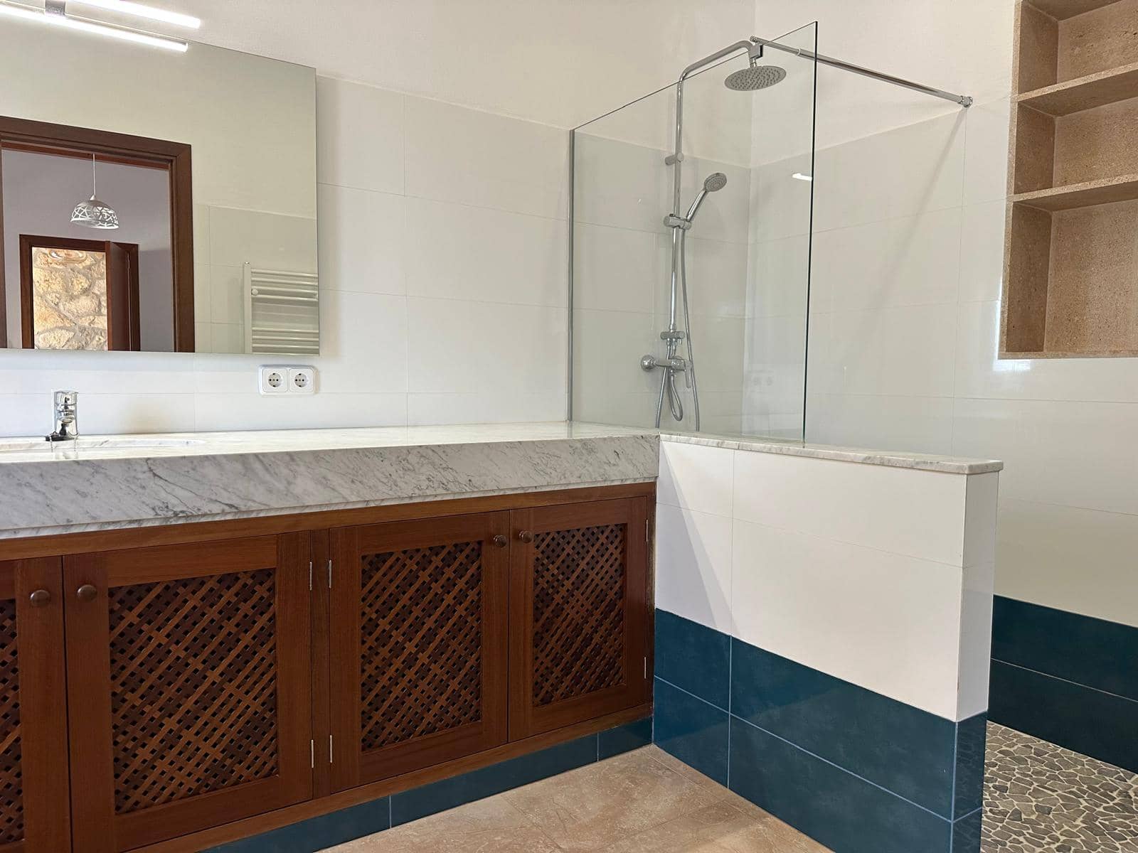 5 bedroom Finca/Country House for rent in Campos with pool garage - € 4,300 (Ref: 8986552)