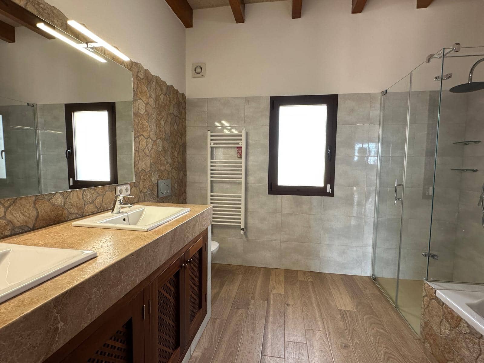 5 bedroom Finca/Country House for rent in Campos with pool garage - € 4,300 (Ref: 8986552)