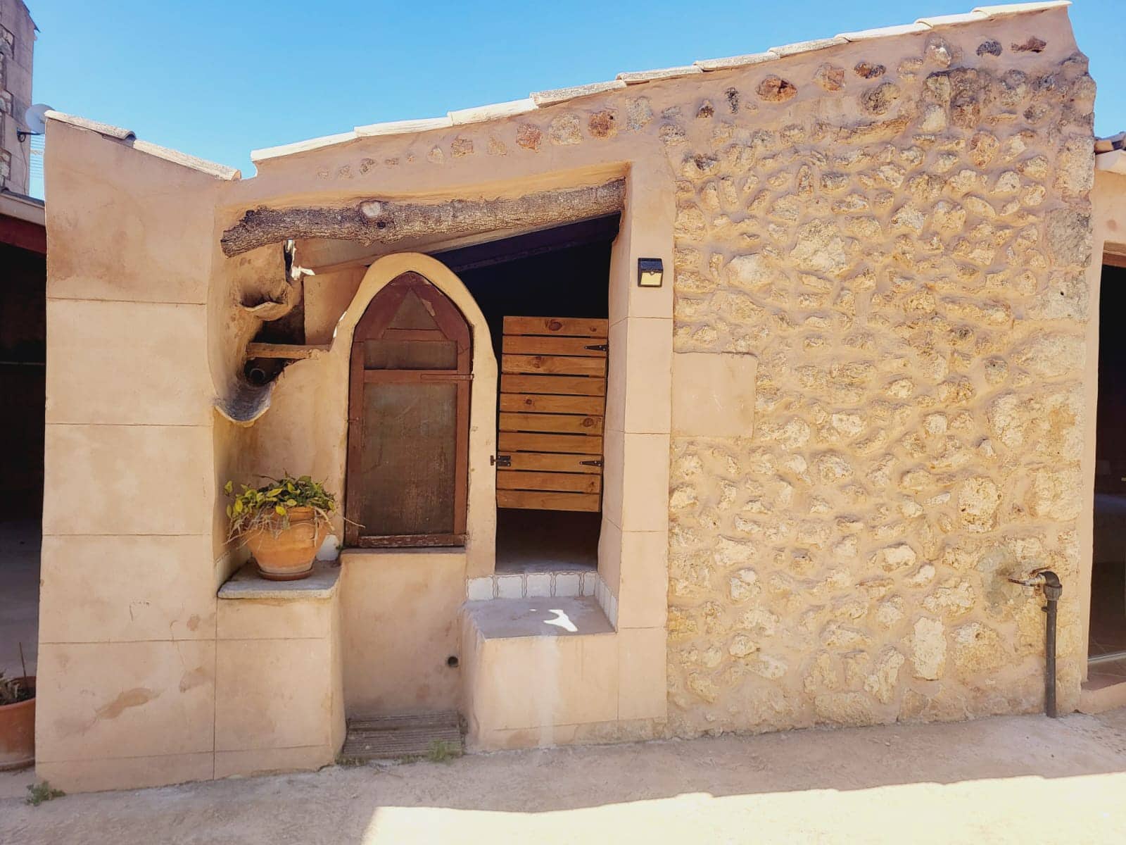 5 soveværelse Finca/Landehus til leje i Felanitx med swimmingpool garage - € 2.500 (Ref: 9003779)