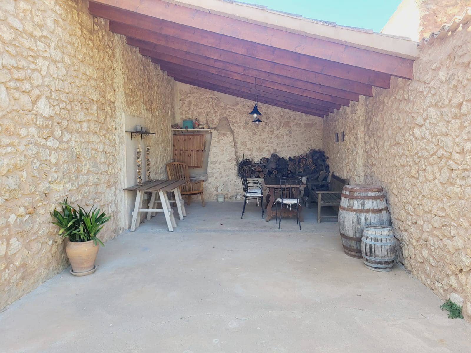 5 soveværelse Finca/Landehus til leje i Felanitx med swimmingpool garage - € 2.500 (Ref: 9003779)