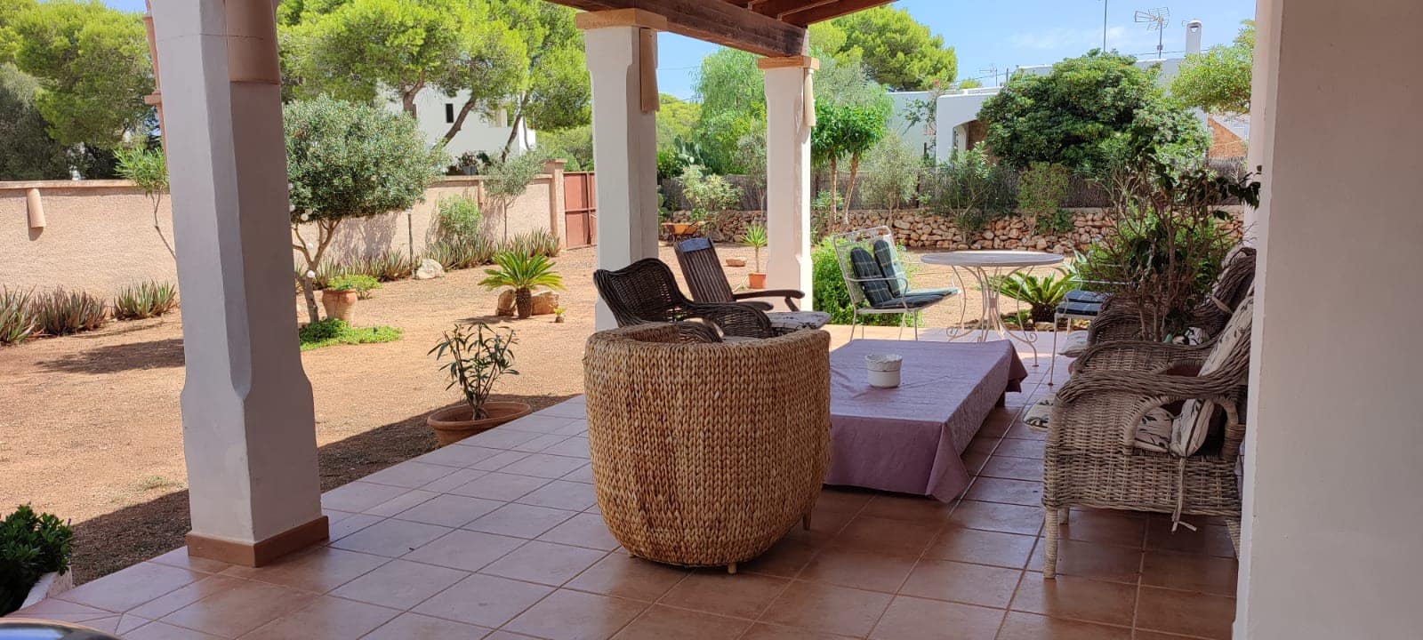 3 soveværelse Rækkehus til leje i Santanyi med garage - € 2.100 (Ref: 9034766)