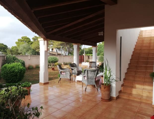 Villa/Maison Mitoyenne de 3 chambres à louer à Santanyí avec garage - 2 100 € (Ref: 9034766)