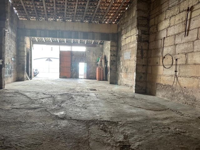 Autotalli vuokrattavana paikassa Felanitx - 1 000 € (Ref: 9110916)