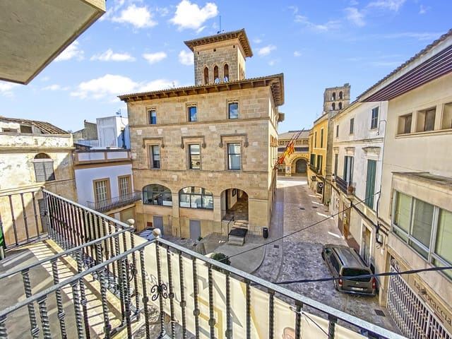 2 bedroom Flat for sale in Felanitx - € 425,000 (Ref: 9164279)