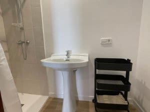 4 bedroom Semi-detached Villa for rent in Portocolom - € 1,300 (Ref: 9175411)