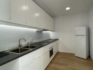 4 bedroom Semi-detached Villa for rent in Portocolom - € 1,300 (Ref: 9175411)