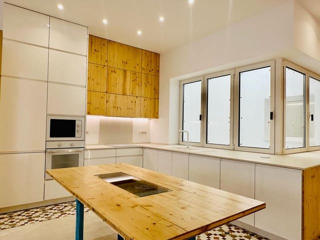 Appartement de 3 chambres à louer à Felanitx avec piscine - 1 500 € (Ref: 9181320)