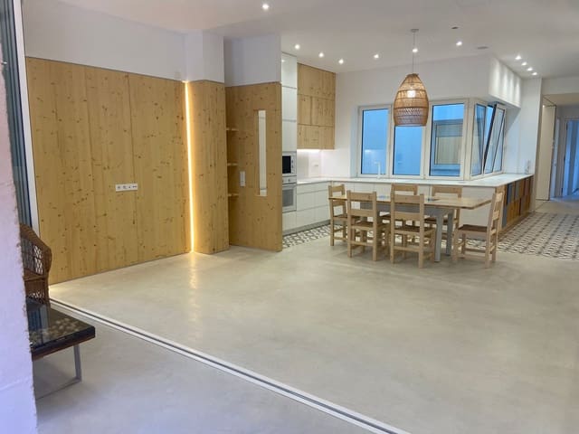 Appartement de 3 chambres à louer à Felanitx avec piscine - 1 500 € (Ref: 9181320)