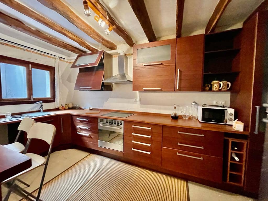 10 bedroom Townhouse for sale in Felanitx with pool - € 1,060,000 (Ref: 9191543)