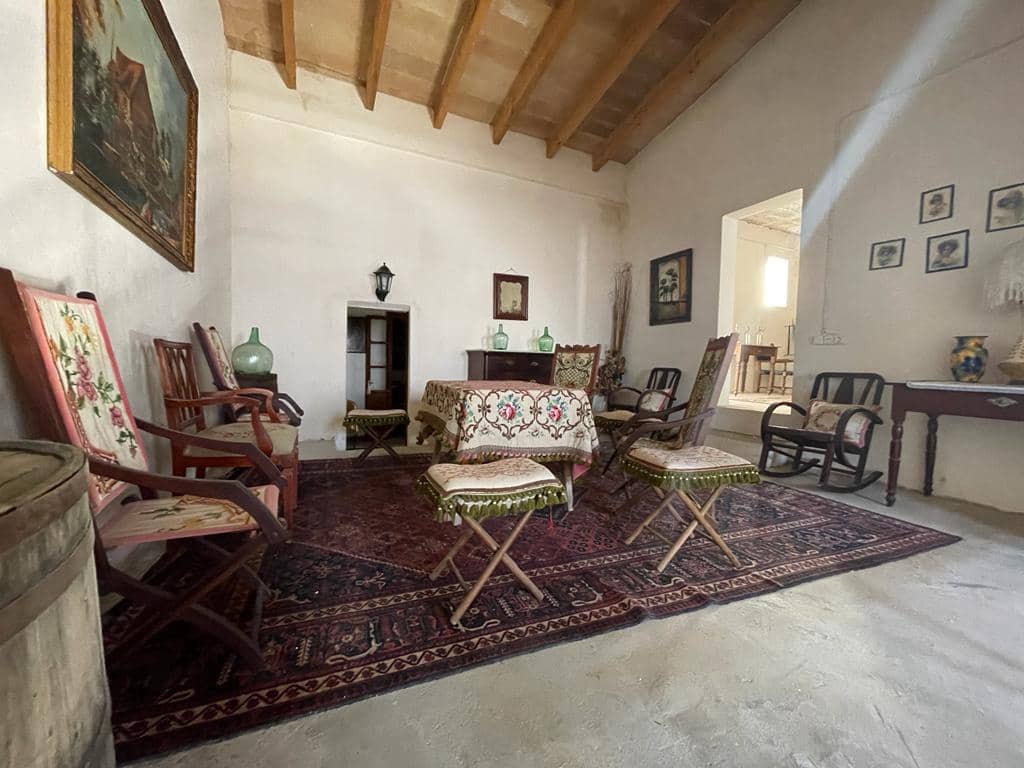 10 bedroom Townhouse for sale in Felanitx with pool - € 1,060,000 (Ref: 9191543)