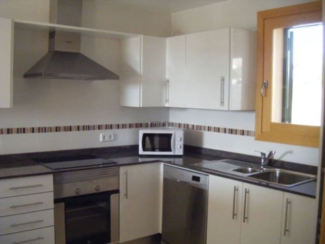 3 soveværelse Semi-Rækkehus til leje i Portocolom, Felanitx med swimmingpool - € 2.100 (Ref: 9201719)