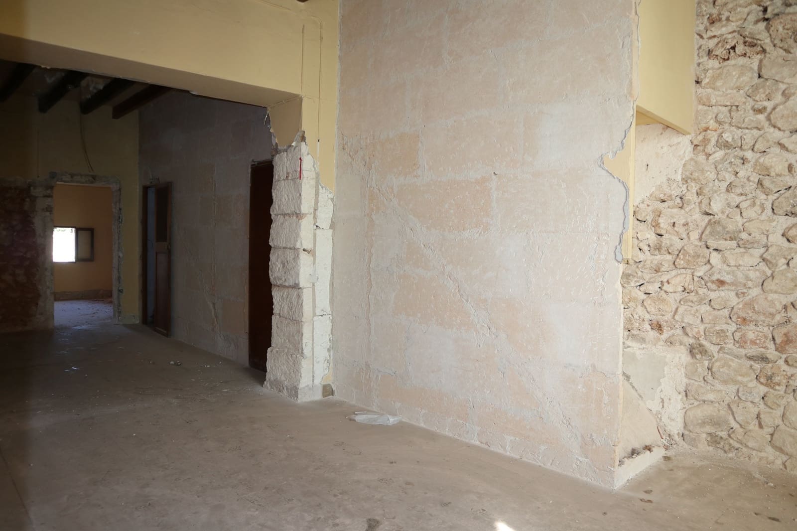 4 slaapkamer Huis te koop in Felanitx met zwembad - € 350.000 (Ref: 9273001)