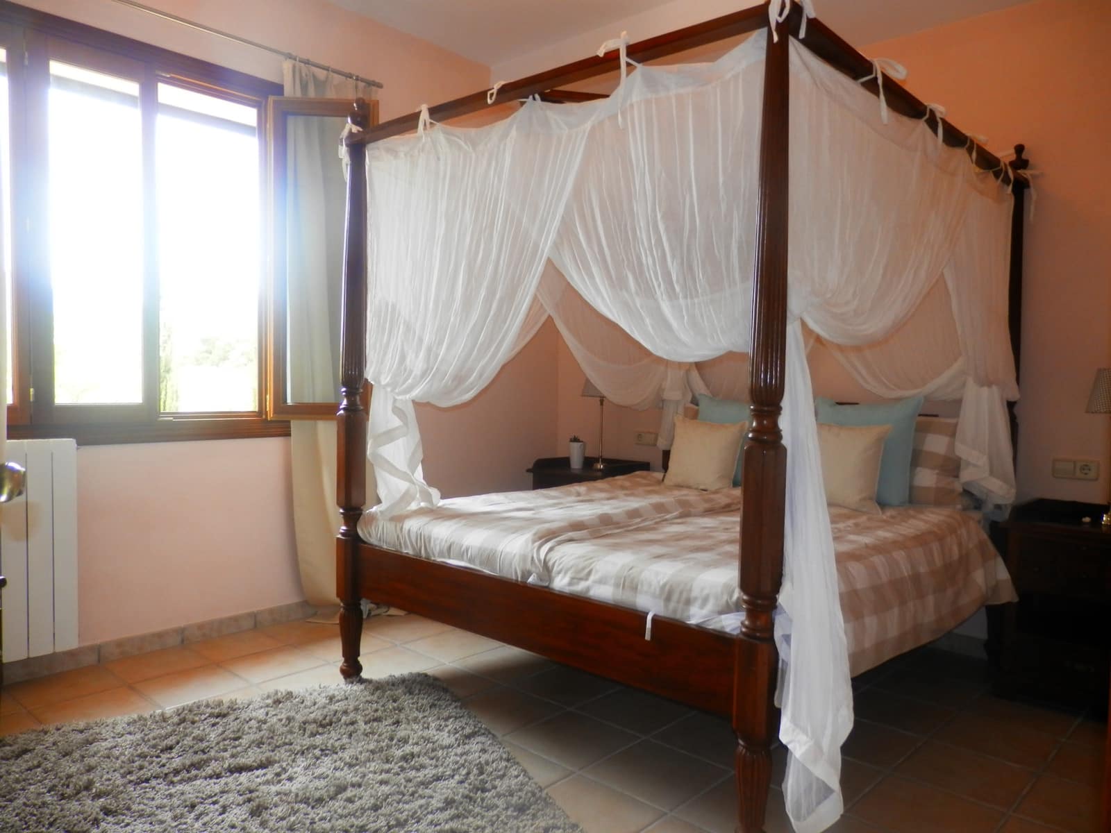 4 bedroom Villa for rent in Manacor with pool garage - € 5,000 (Ref: 9288362)