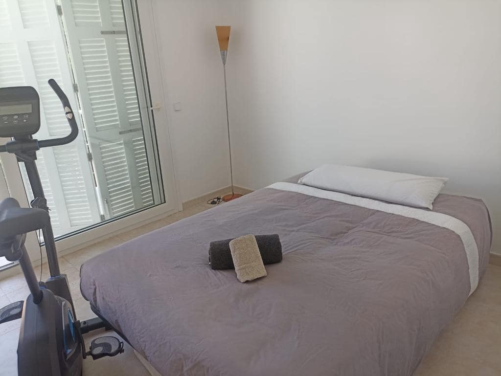 3 makuuhuone Ranta-asunto vuokrattavana paikassa Portocolom mukana 
autotalli - 2 000 € (Ref: 9311644)