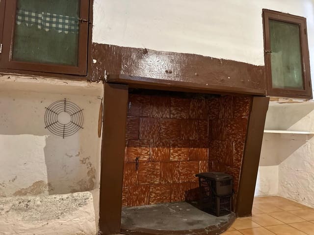 4 slaapkamer Huis te koop in Felanitx - € 275.000 (Ref: 9411301)